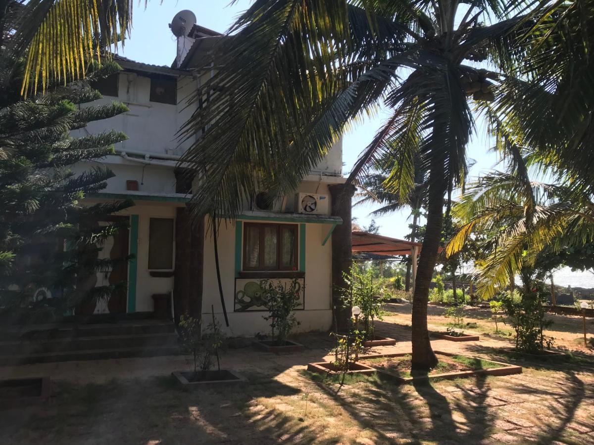 Mermaid Beach Resorts Vengurla Exterior photo