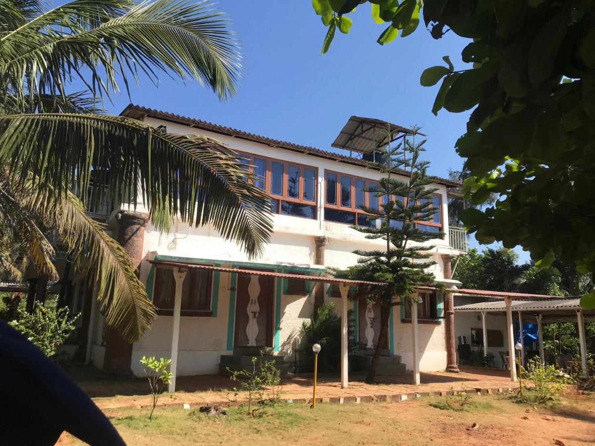Mermaid Beach Resorts Vengurla Exterior photo